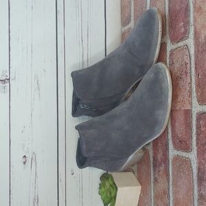 Sam Edelman Petty Grey Suede Leather Distressed Women's‎ Ankle Bootie Boot 9